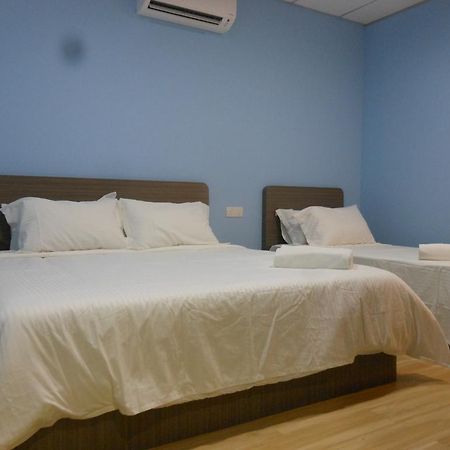 Eiman Homestay, Kluang Extérieur photo