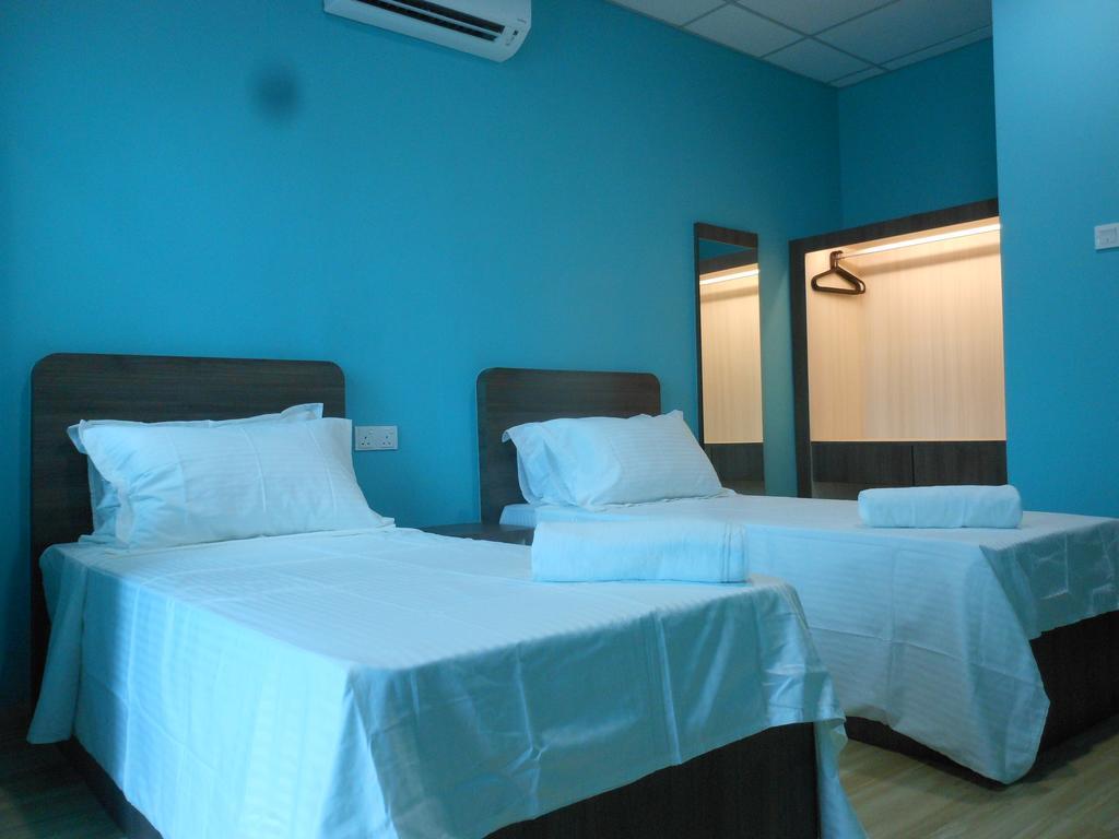 Eiman Homestay, Kluang Extérieur photo
